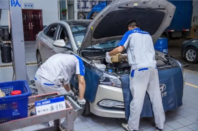 驚天秘聞: 開車去4S店做保養(yǎng)要花多少錢？