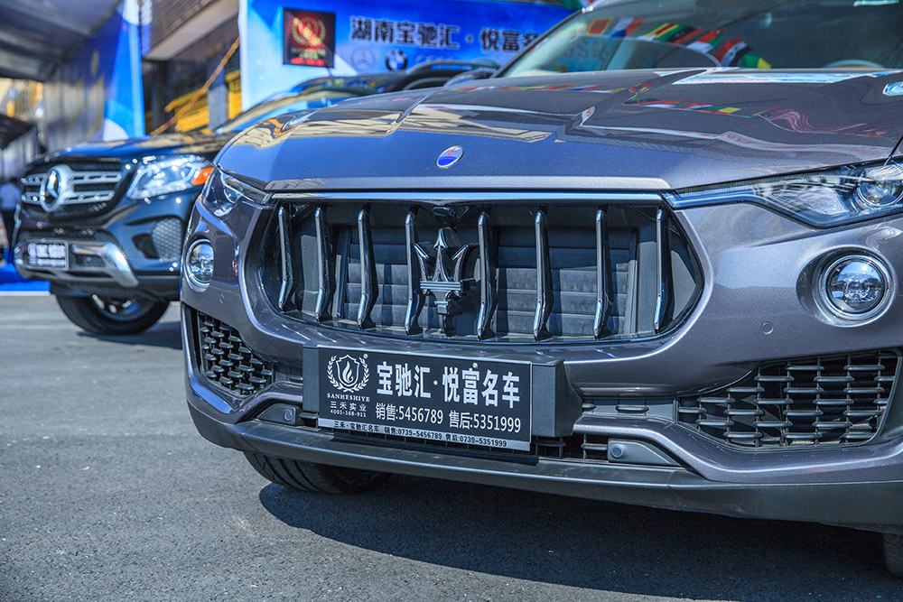 【車展第一天】遇到那個TA，放棄蘋果8......