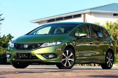 新概念轎車(chē)JADE（杰德）給您講訴倒車(chē)那點(diǎn)事兒！